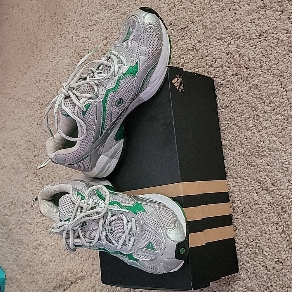 Spalding, 6, silver and green, running shoe